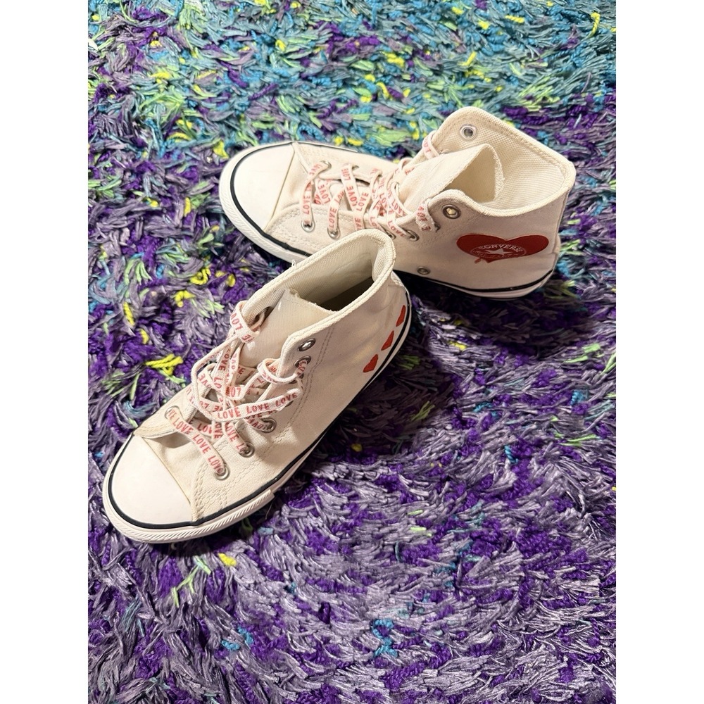 Converse Chuck Taylor All Star Youth Size 2 hearts Love Laces